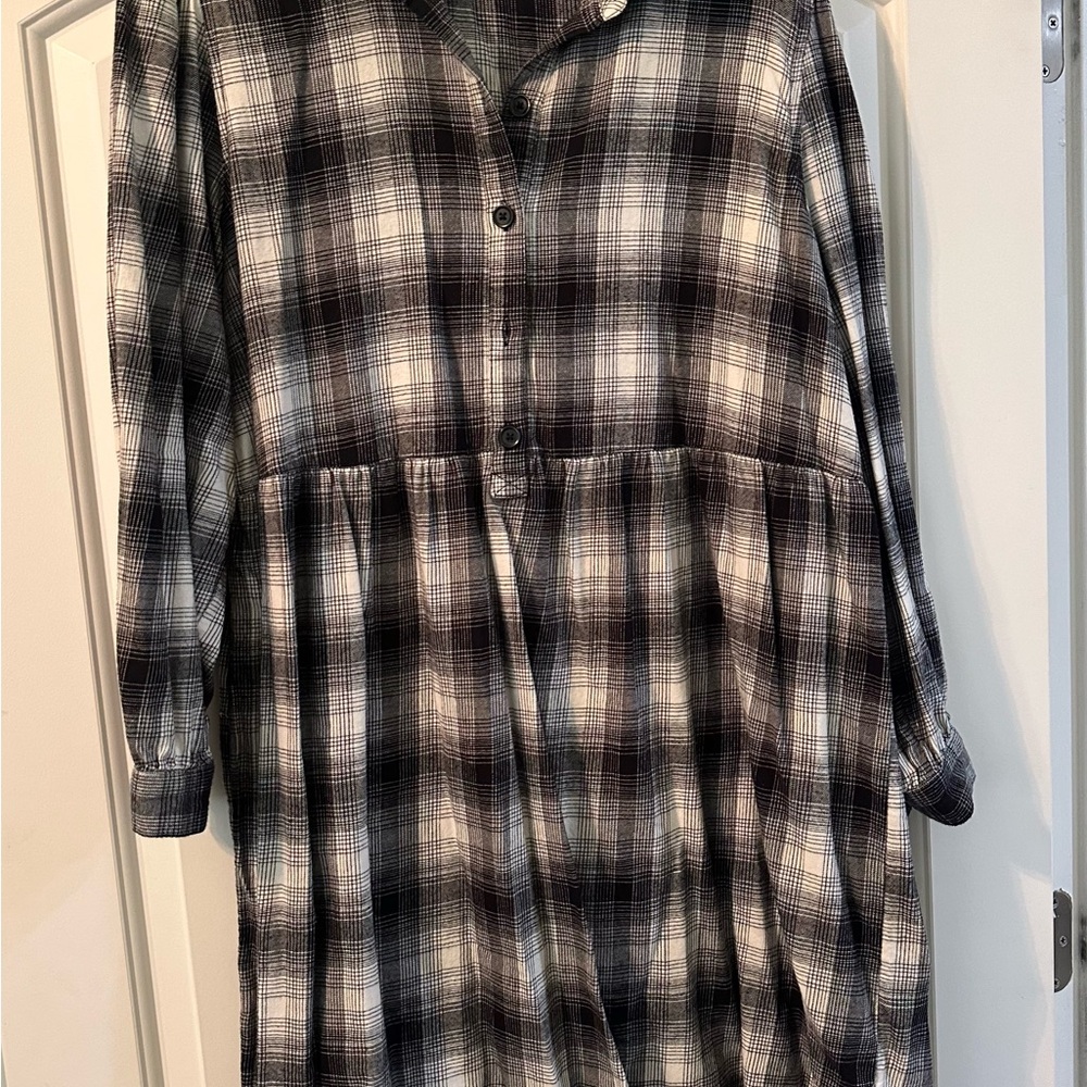 beachlunchlounge Kids Plaid Dress in Black and White